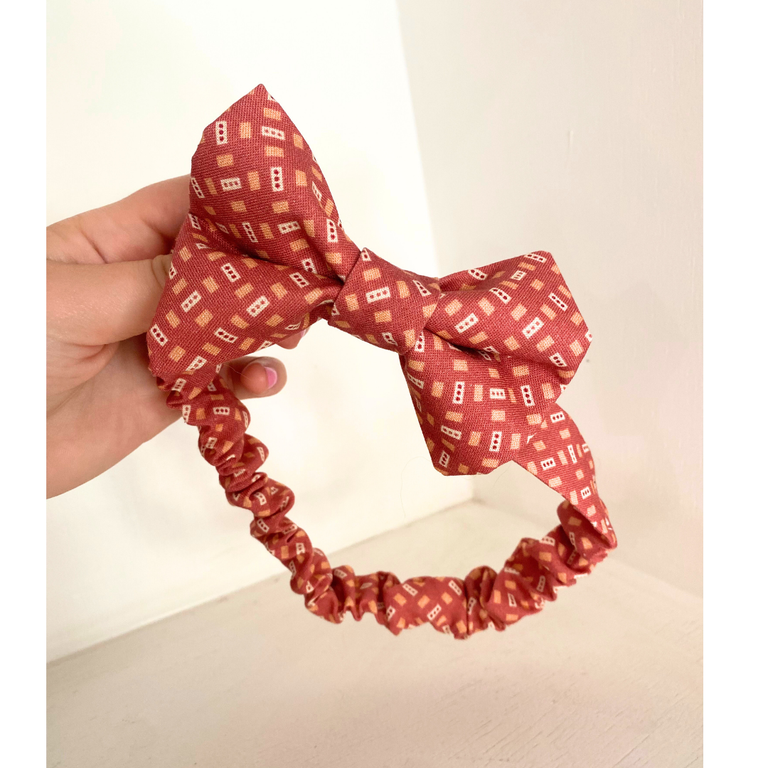 Minimalist Scrunchie Dog Bowtie