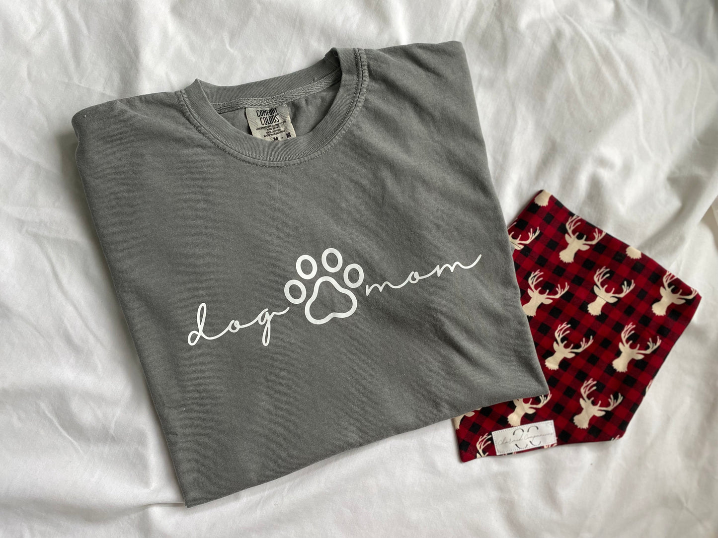 Dog Mom T-Shirt